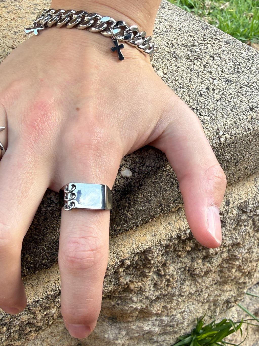 Chunky Silver Chain-Linked Ring | Y2K Industrial Statement Ring