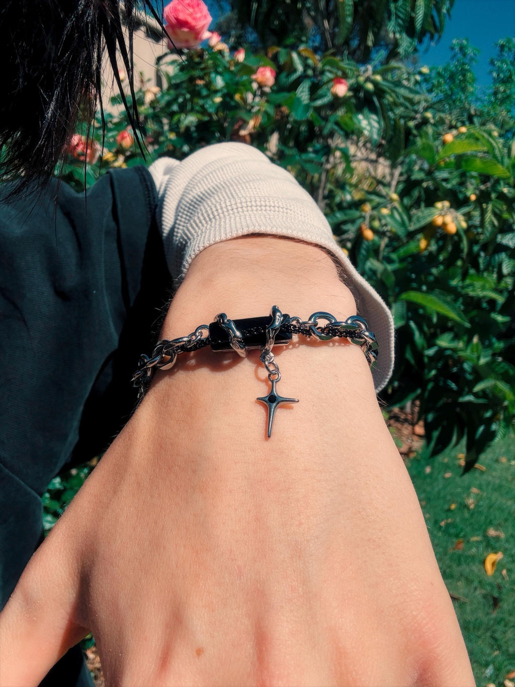 Y2K Black Stone Chain Bracelet – Futuristic Silver Punk Charm Jewelry