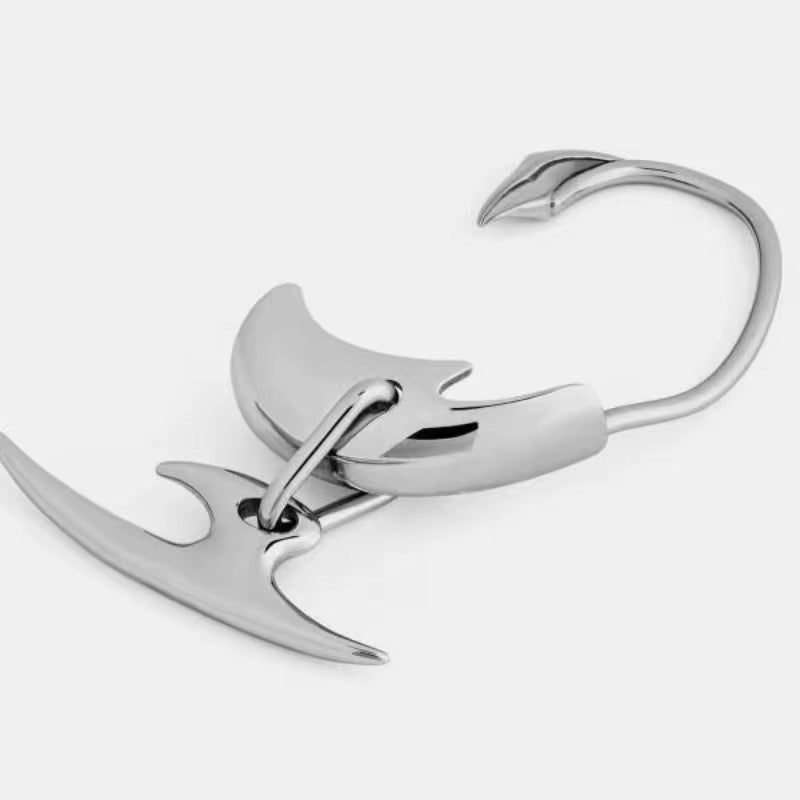 Y2K Blade Curve Ear Cuff – Silver Gothic Statement Jewellery