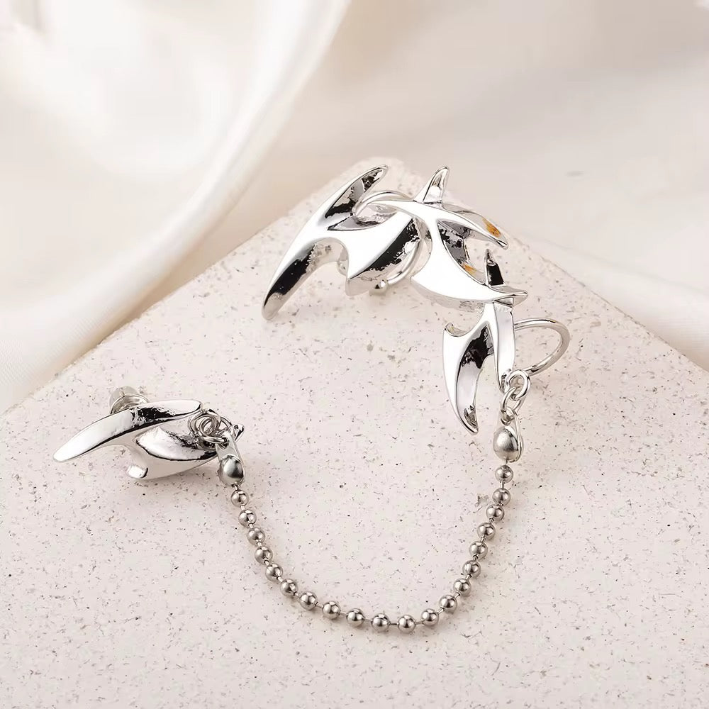 Gothic Silver Spike Chain Ear Cuff – Punk Statement Earring for Women & Men, Edgy Stainless Steel Wrap Clip, Alternative Fashion Jewelry
