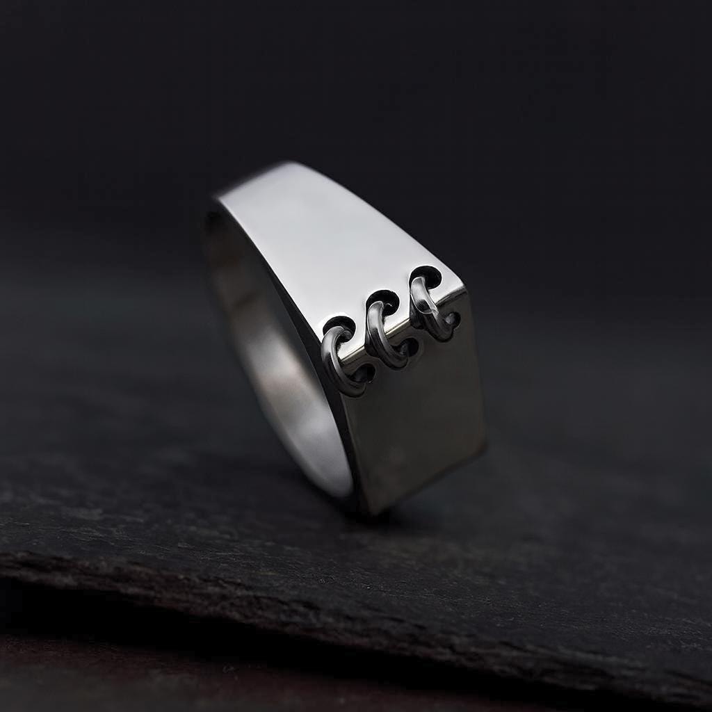 Chunky Silver Chain-Linked Ring | Y2K Industrial Statement Ring
